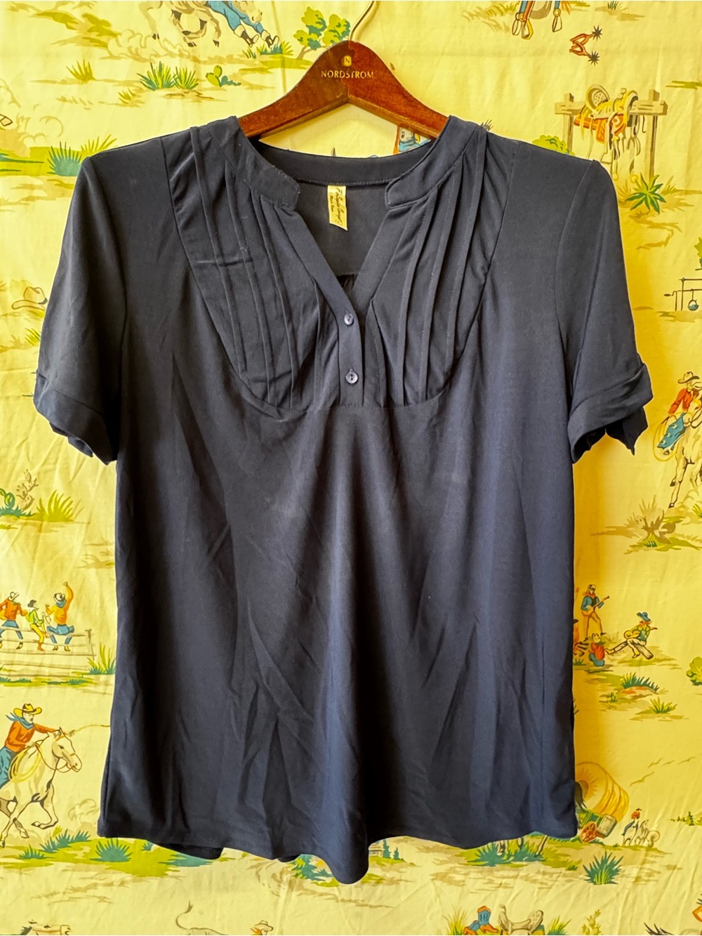 PerSeption Concept Navy Short Sleeve Pleated V-Neck Top size large